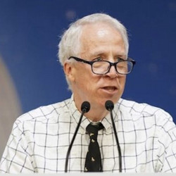 Head and shoulders photo of Richard Moon